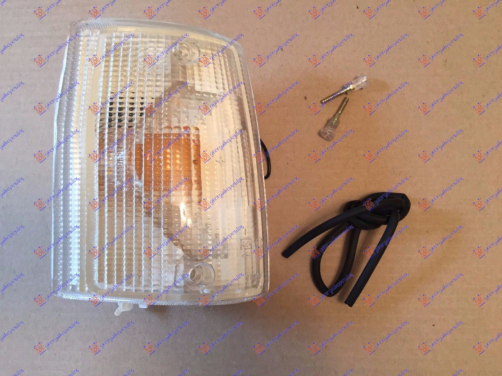 MIGAVAC BELI - DESNO