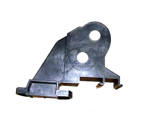 NOSAC PREDNJEG BRANIKA BOCNI PLASTICNI - DESNO